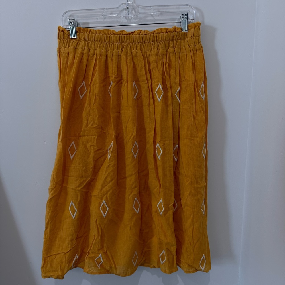 Yellow/Gold Patterned Skirt